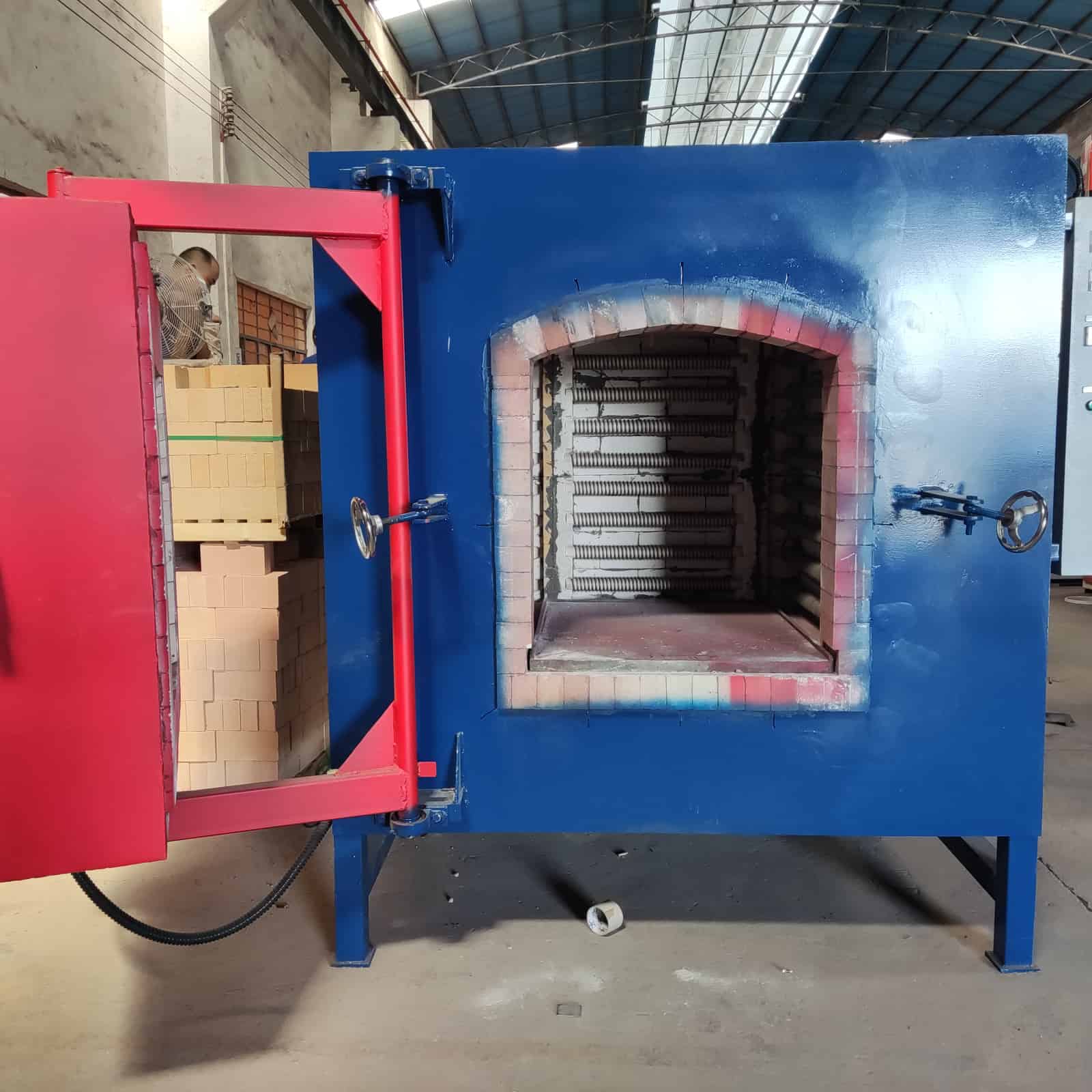 What is a Box Furnace? Applications, Advantages, and How It Works
